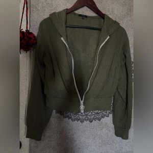 Green crop hoodie